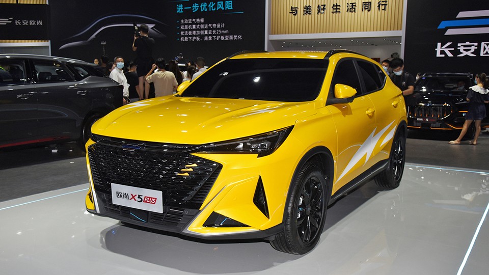 全系1.5T，不到10万就能买，欧尚X5 PLUS每月养车1700元贵吗？