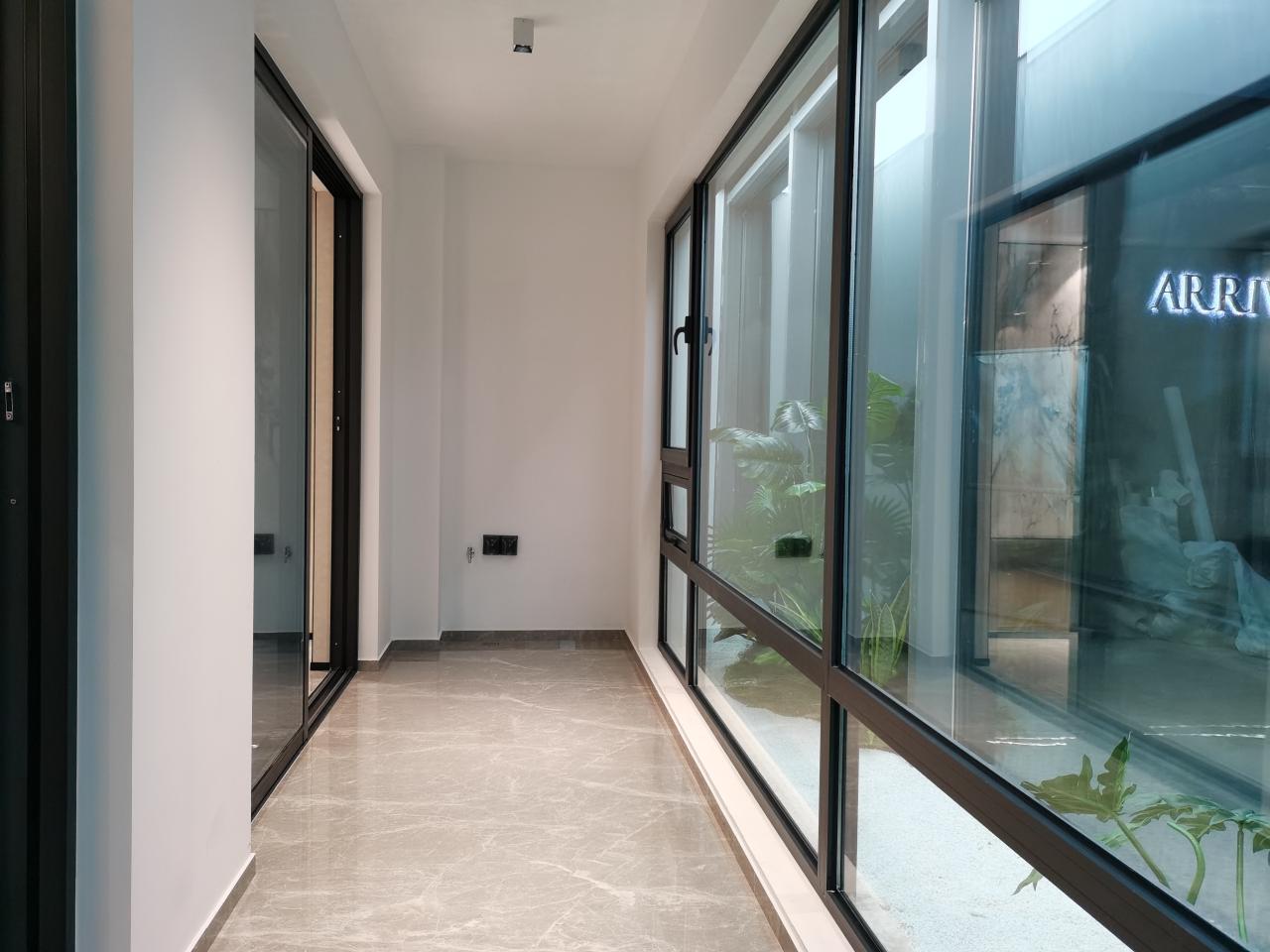 建面105㎡清水样板间之阳台