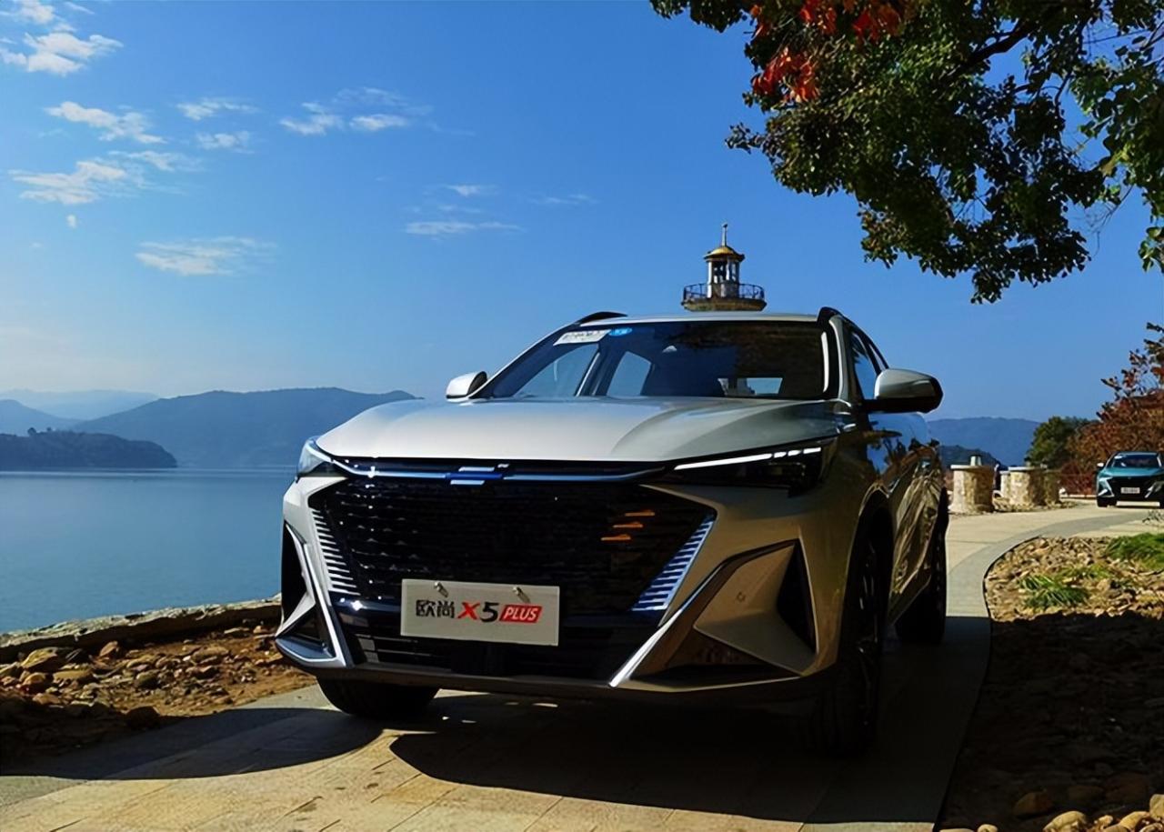 「e汽车」试驾欧尚X5 PLUS：10万级SUV新“卷王”