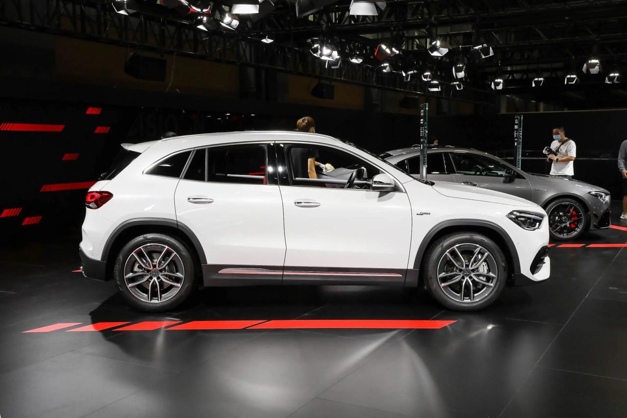 43.98万元起 新款AMG GLA 35上市 价格小幅上调