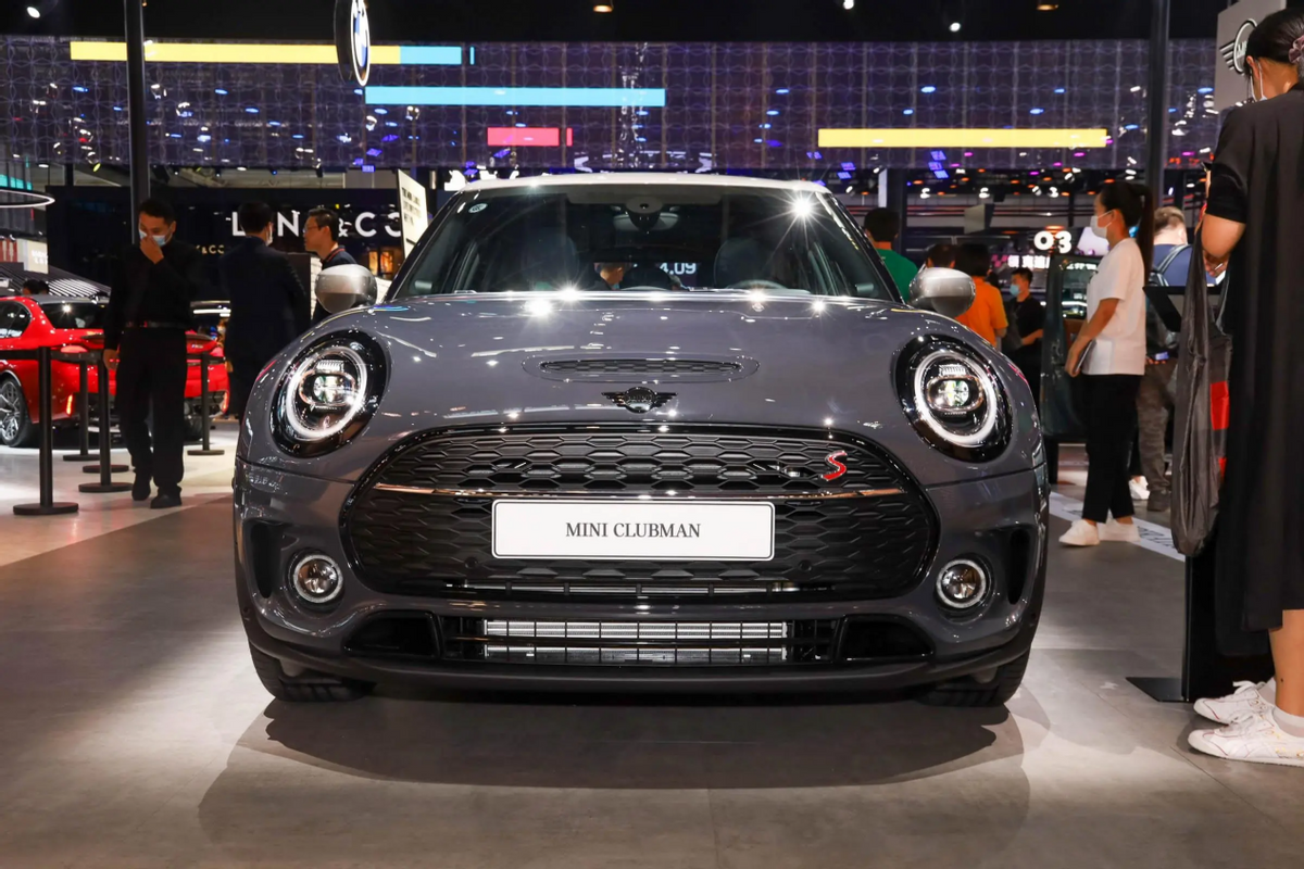 瞄准女性市场，整车设计小巧可爱，MINI CLUBMAN产品力解析