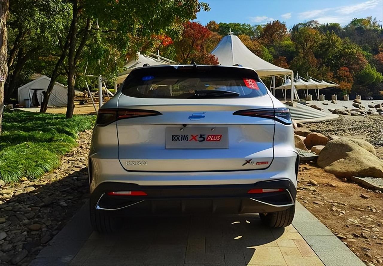 「e汽车」试驾欧尚X5 PLUS：10万级SUV新“卷王”