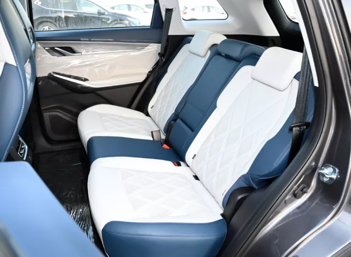 谁是15万级高性价比SUV？长安CS75PLUS对比奇瑞瑞虎8