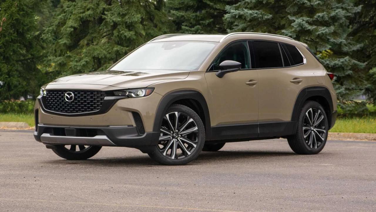 马自达CX-50实车，外观时尚，或将在12月份国内亮相