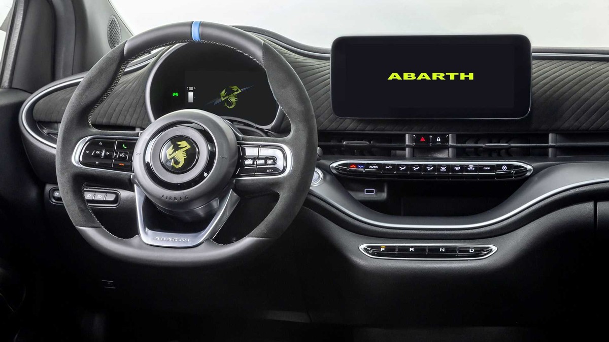 Abarth 500e官图发布 推出硬顶与敞篷两种车身形式