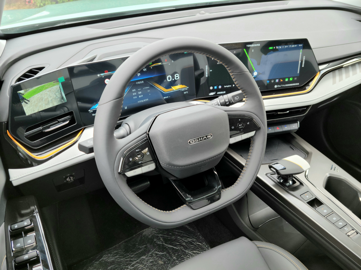 「e汽车」试驾欧尚X5 PLUS：10万级SUV新“卷王”