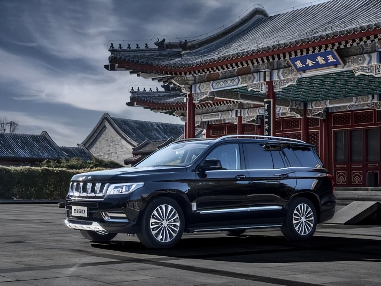 最亲民的3.0T大V6+四驱，就看坦克500和北京BJ90山河经典版