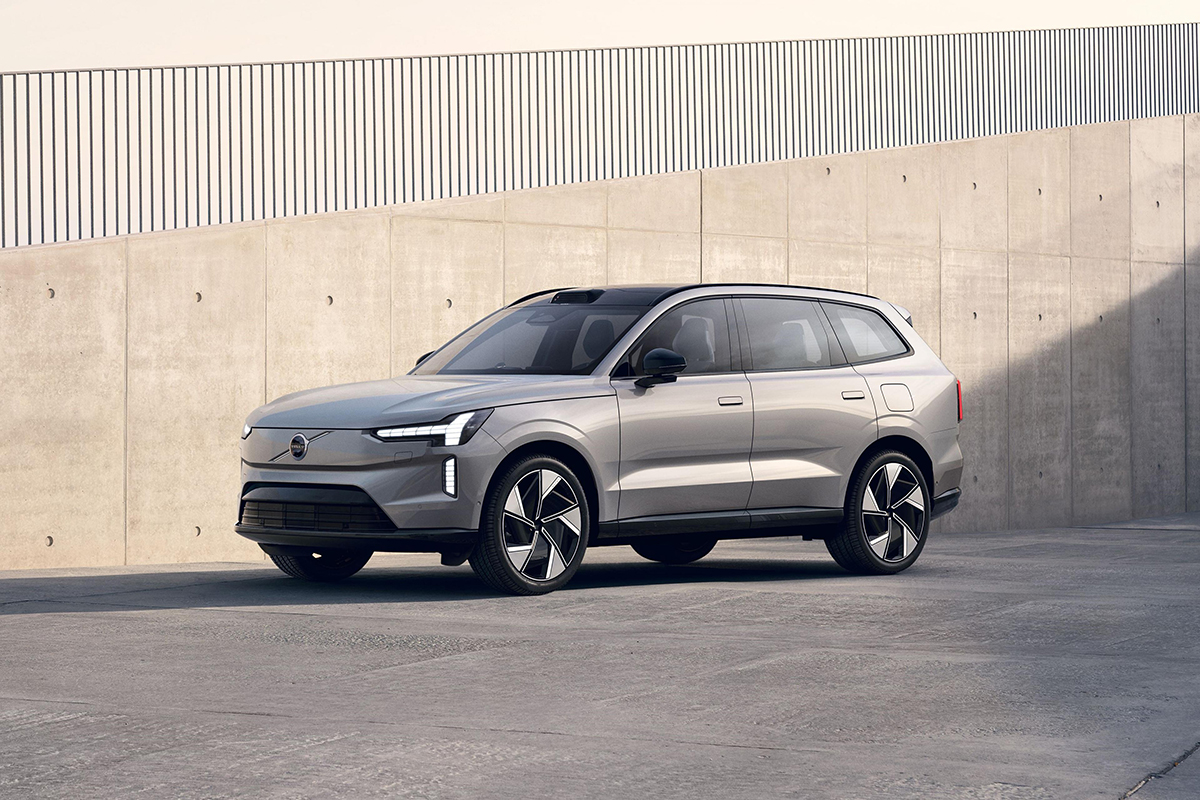纯电时代新旗舰 沃尔沃EX90将于2024年国产