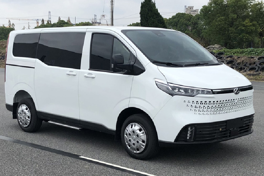 上汽大通MAXUS V70首发亮相，搭载2.0T柴油机，百公里油耗仅7.4L
