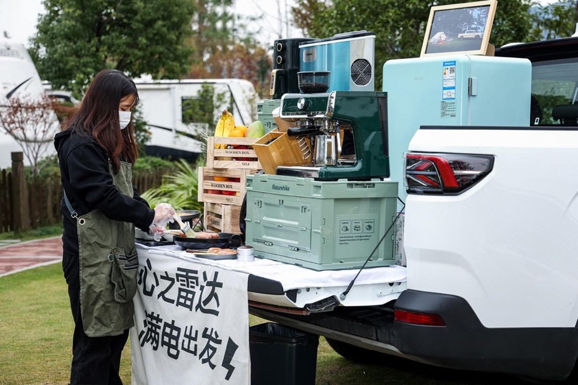 为生活添色彩，以纯电实力展现多元魅力，杭州试驾雷达RD6