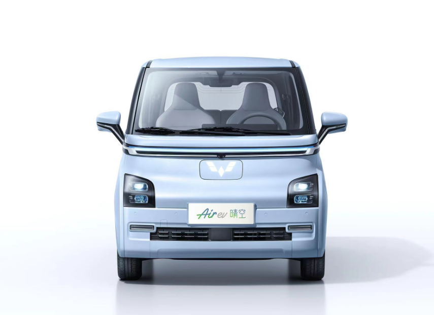 五菱Air ev晴空正式上市，6.78万元起售，续航达300公里