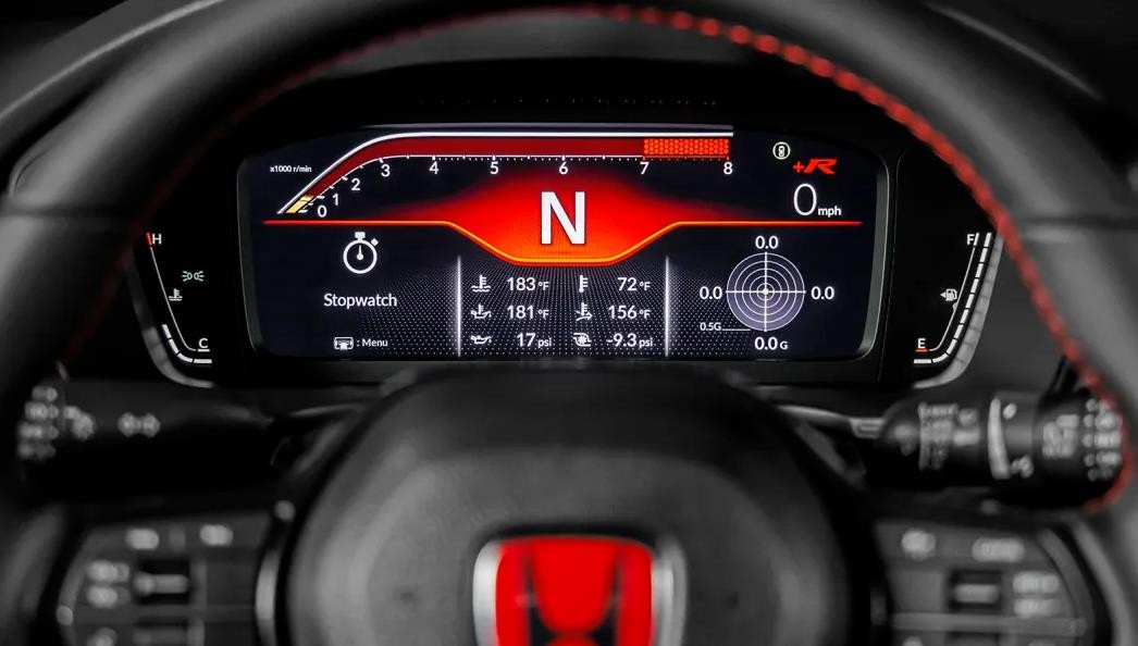 解读本田思域Type R，42万红头2.0T，特殊双轴支柱悬挂
