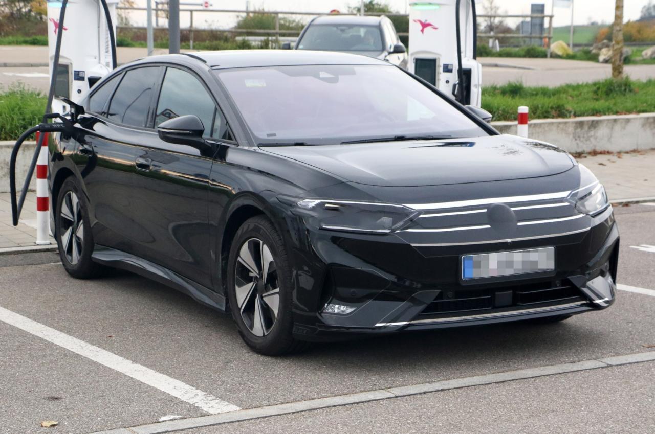 大众全新纯电轿车2023年1月3日发布，是iD.7还是纯电帕萨特？