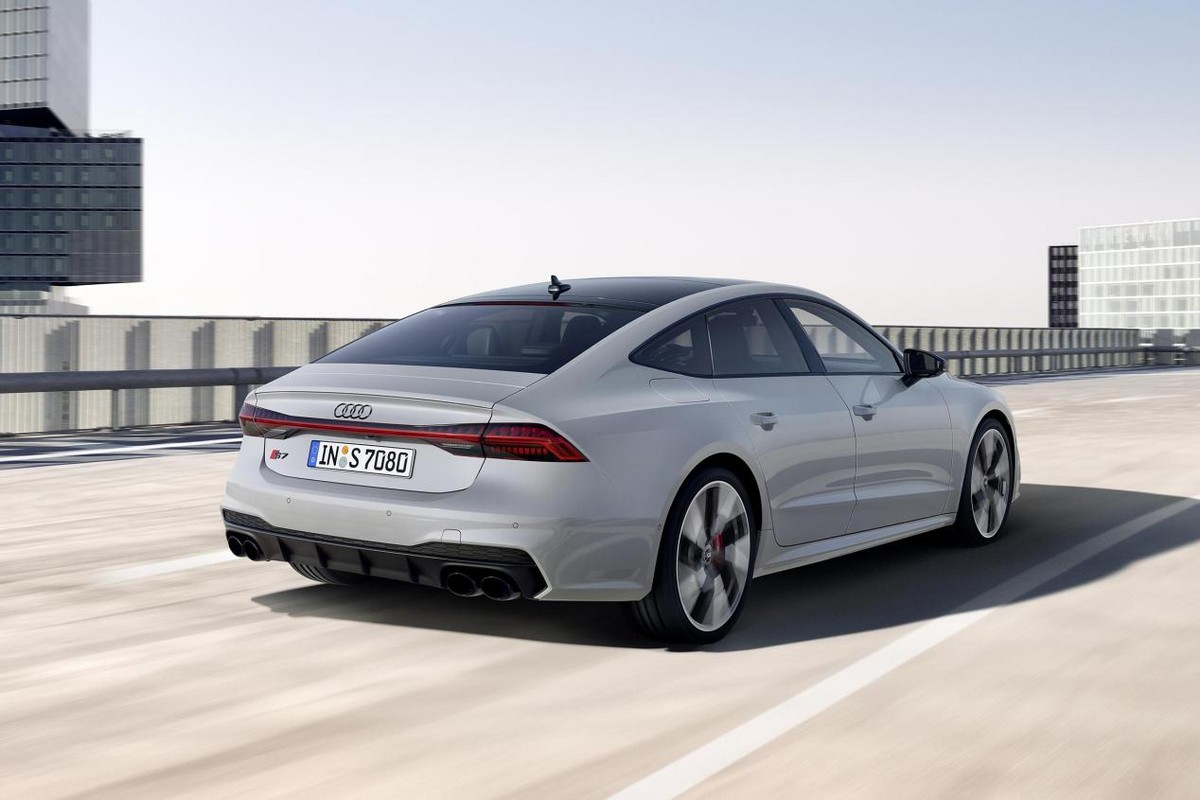 BBA中的大溜背,搭载2.9T V6发动机,解析售价过百万的奥迪S7