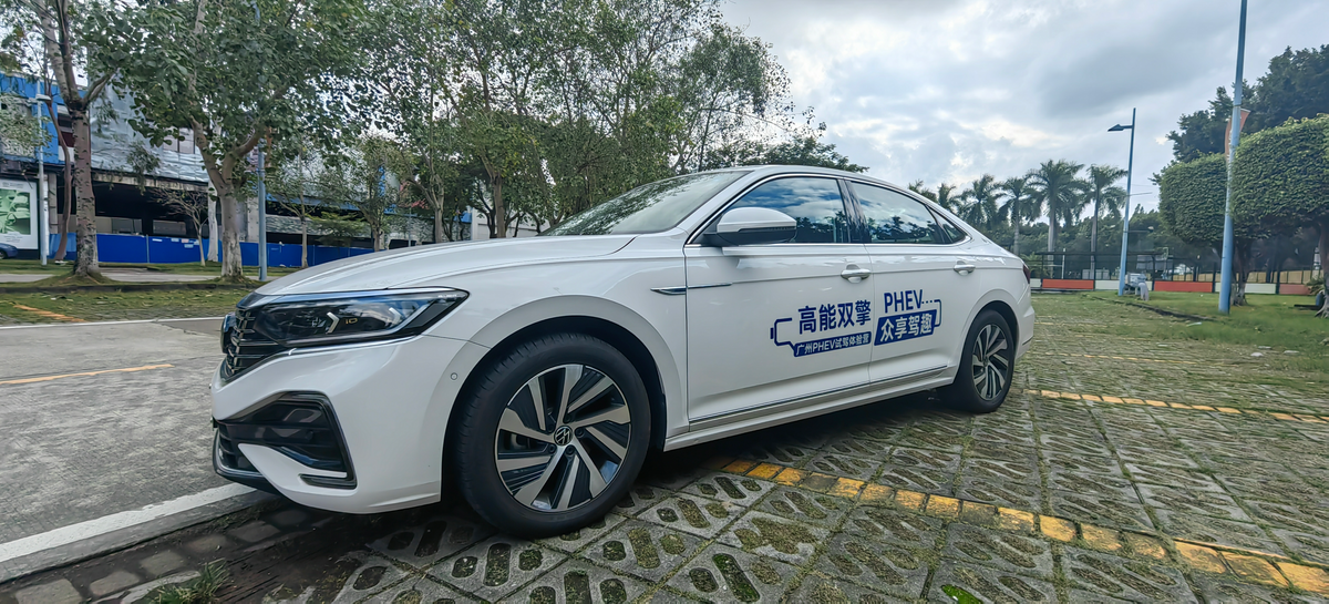 以不变应万变 试驾上汽大众帕萨特PHEV & 途观L PHEV
