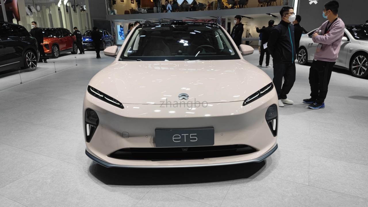 2022广州车展：全新蔚来ET5 走量轿车 很有竞争力