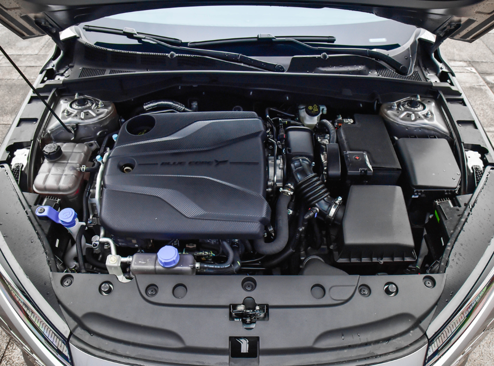 长安推出新车，取名：逸达，车长4770mm搭载1.5T，油耗不足6L
