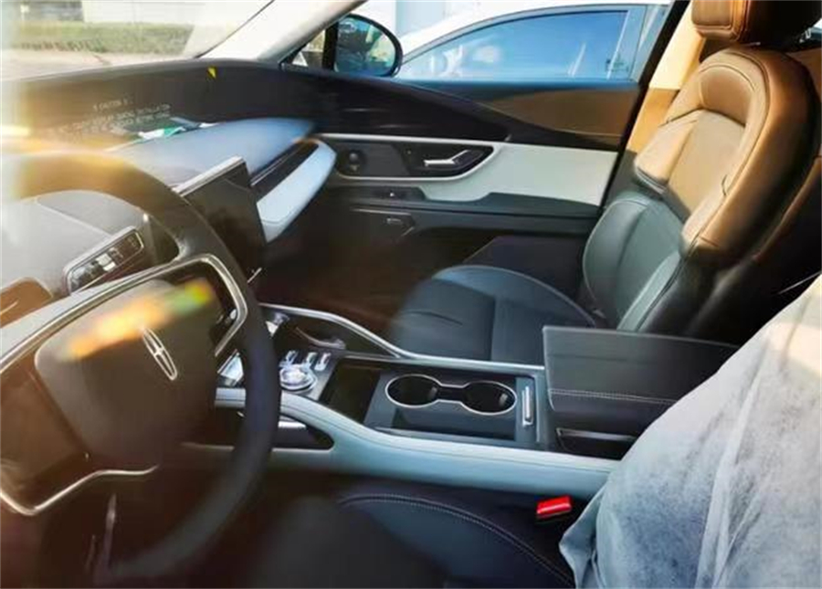 或取消2.7T V6发动机，林肯新一代航海家实车现身，轴距加长50mm
