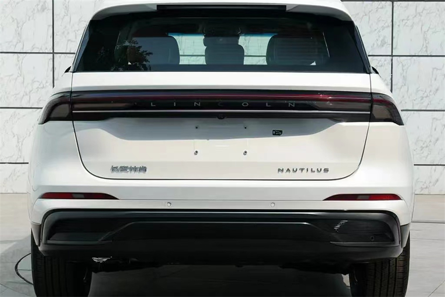 或取消2.7T V6发动机，林肯新一代航海家实车现身，轴距加长50mm