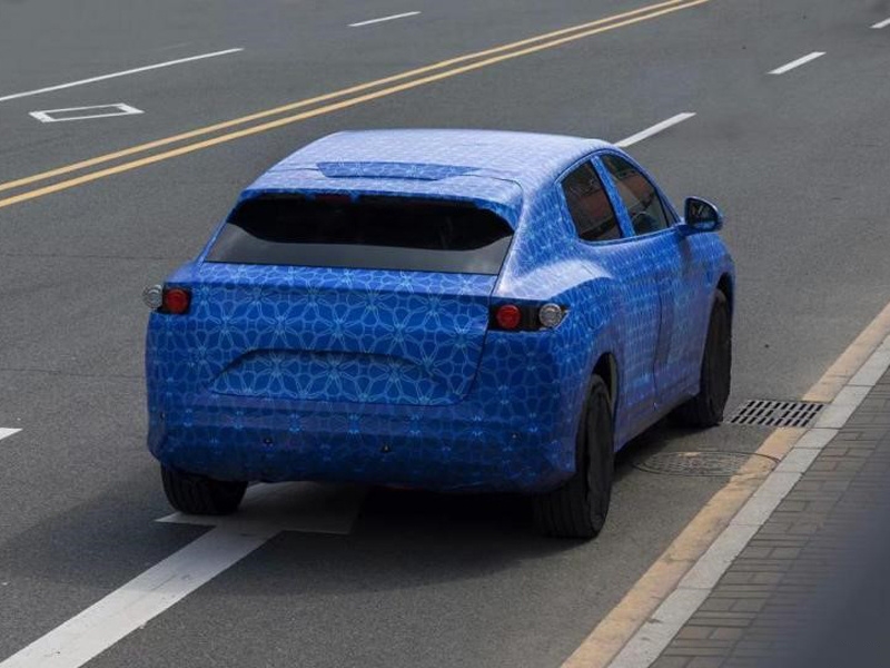 腾势全新SUV曝光，3秒级破百，能否竞争特斯拉Model Y？