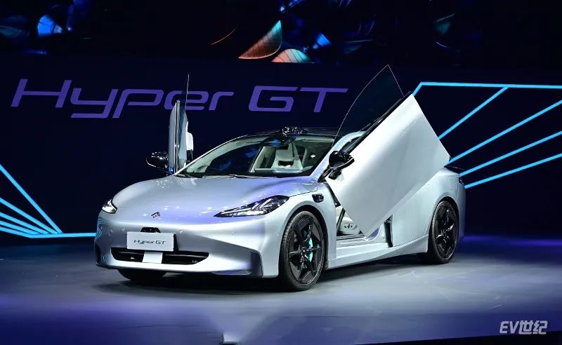 “比Model 3贵，但你们会选我”，实拍广汽埃安Hyper GT纯电轿跑车