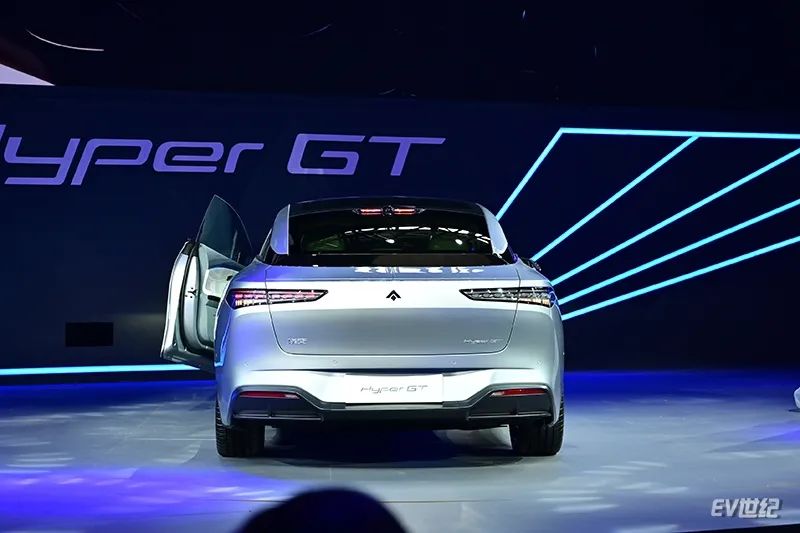 “比Model 3贵，但你们会选我”，实拍广汽埃安Hyper GT纯电轿跑车