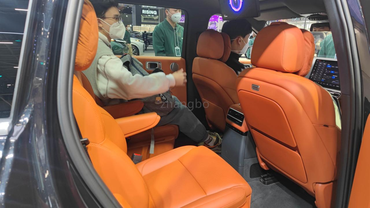 2022广州车展：全新理想L9 定位较高 搭载1.5T发动机