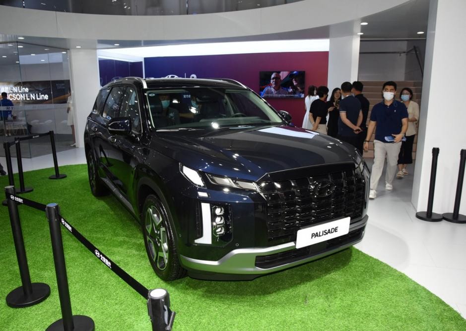 现代的帕里斯帝，3.5L V6配8AT，动力很强