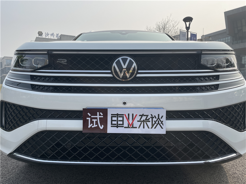 实拍一汽-大众揽巡：27.49万起，除了大，还有啥卖点？