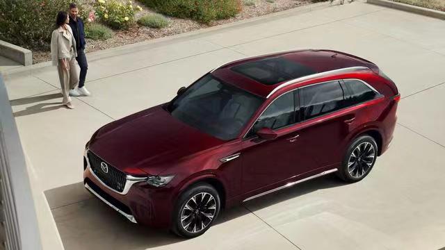全新旗舰SUV CX-90发布，搭载3.3T发动机