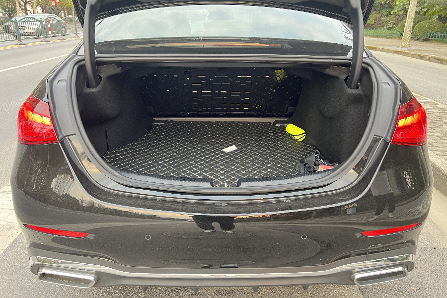 最有质感的竟然是钥匙？全方位体验奔驰C200L，动力真有那么差？
