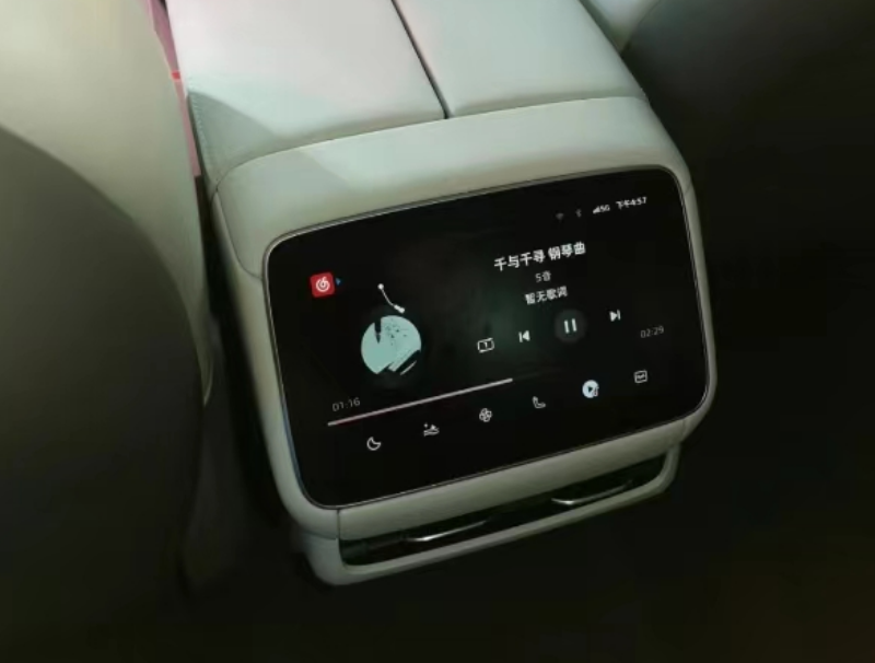 三联屏+换电、续航666km！飞凡F7即将上市，这波压力给到极氪001