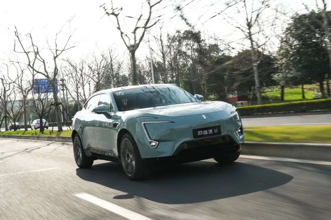 【e汽车】当汽车科技再进化 阿维塔11的城区NCA带来怎样便利的生活