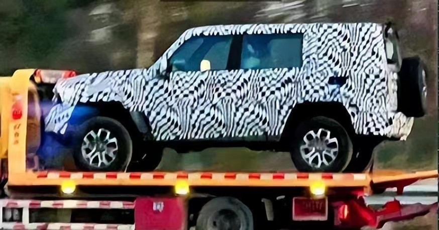 全新北京越野BJ40曝光，全铝车架大梁，或搭载BJ60同款内饰