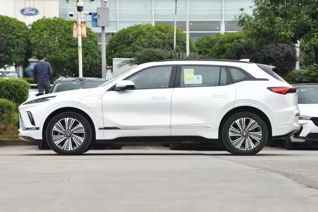 别克E5：最高续航620km，不足21万起，还是中大型SUV，值得买吗？