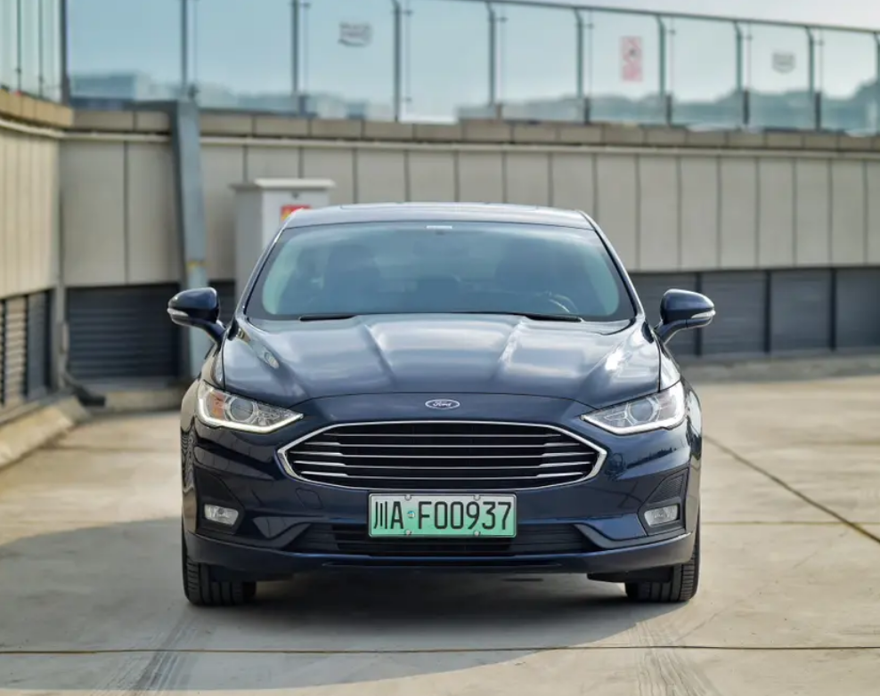 二手车：实拍蒙迪欧PHEV，一共跑了5.01万公里！