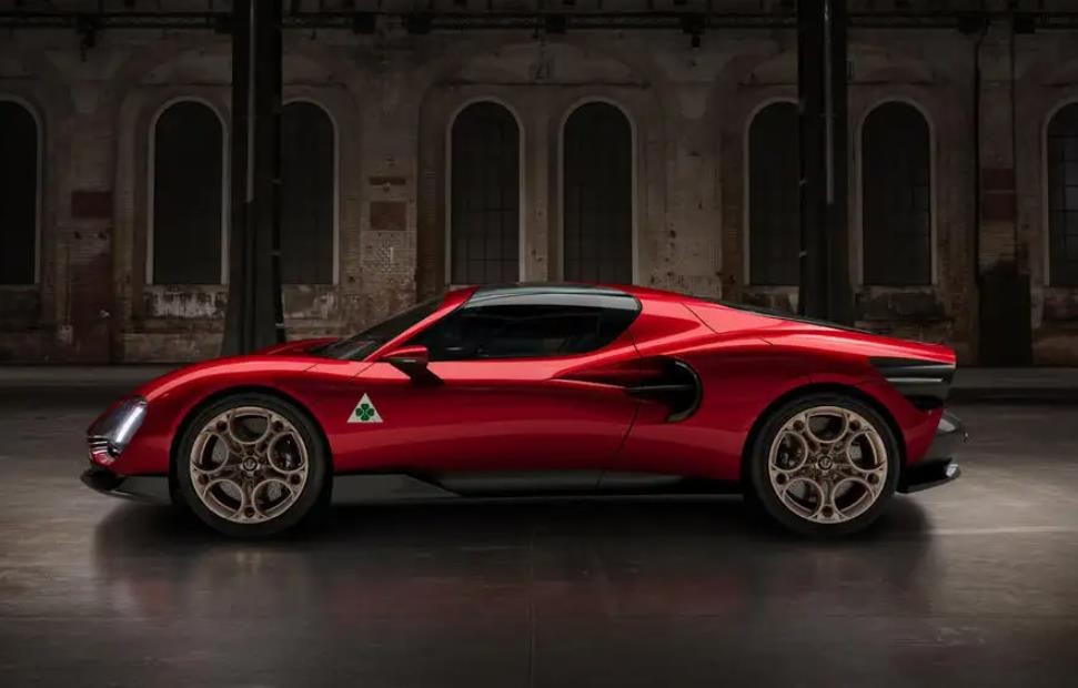 解读阿尔法罗密欧33 Stradale，全球限量33台，极速333km/h