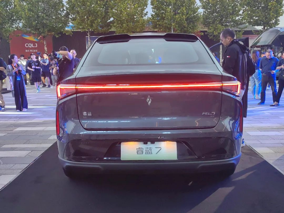 20万内搭激光雷达，睿蓝7要卷哭国产轿跑SUV