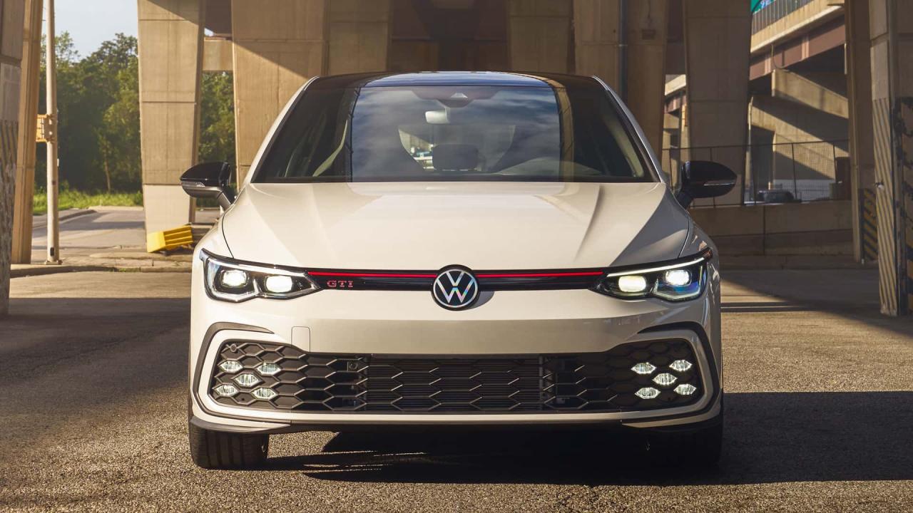 大众高尔夫GTI 380手动版官图发布，运动效果明显