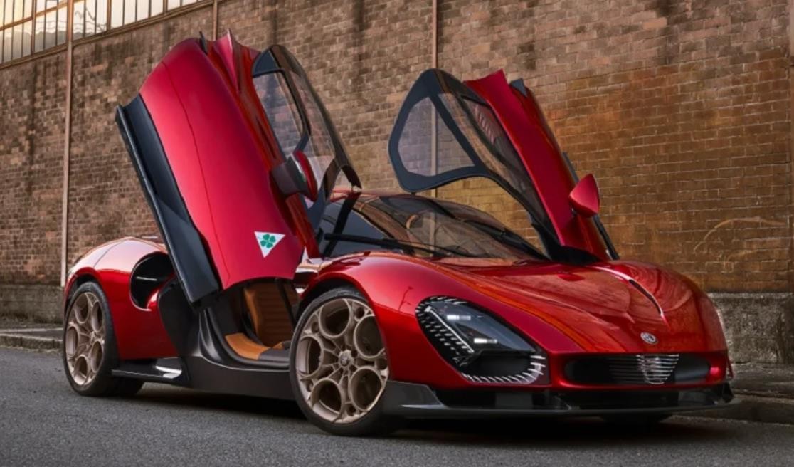 解读阿尔法罗密欧33 Stradale，全球限量33台，极速333km/h