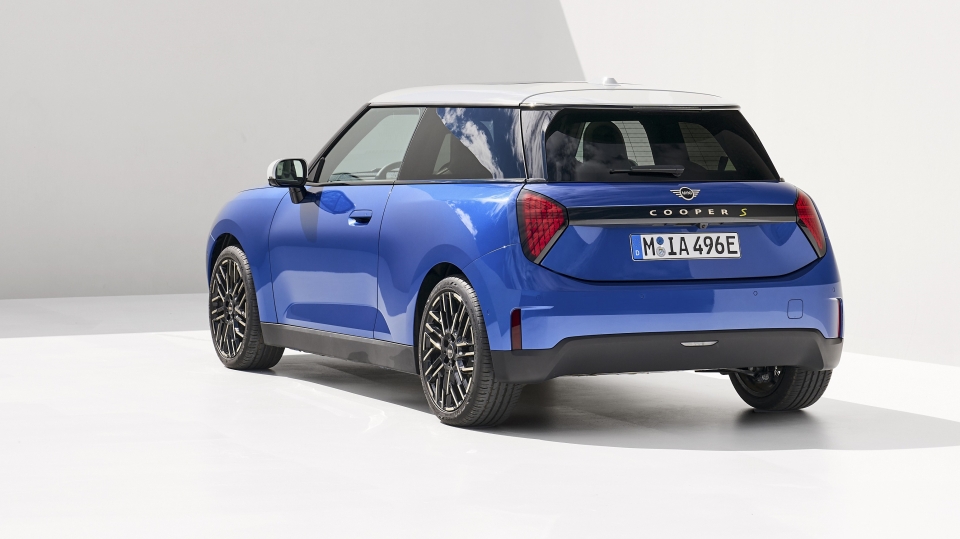 全新纯电MINI Cooper发布，它还是你心目中的MINI吗？