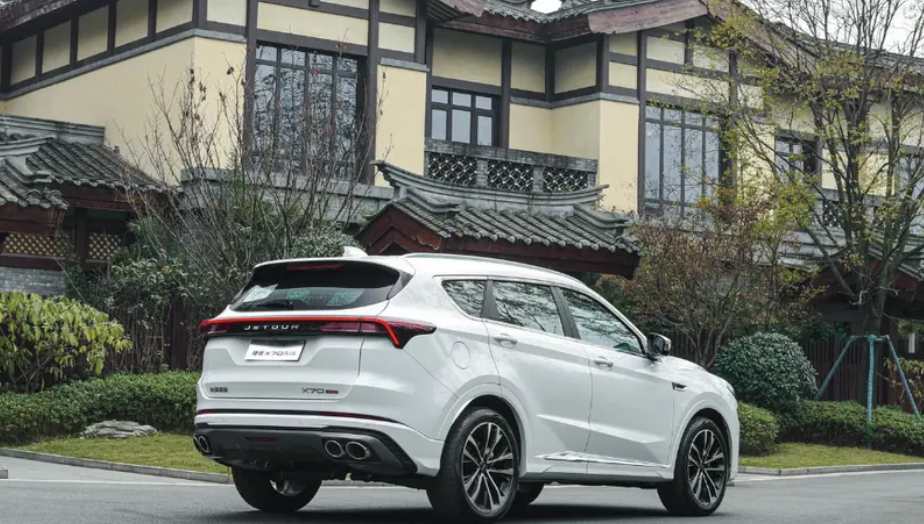 大7座中型SUV，仅售7万多！这款热销家用SUV值得关注