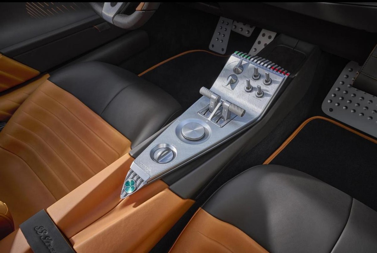 解读阿尔法罗密欧33 Stradale，全球限量33台，极速333km/h