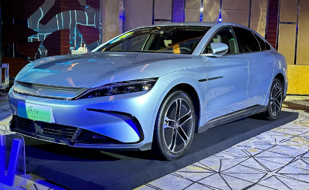 瞄准比亚迪汉EV，奇瑞、东风、红旗齐出新车，谁最有机会成爆款？