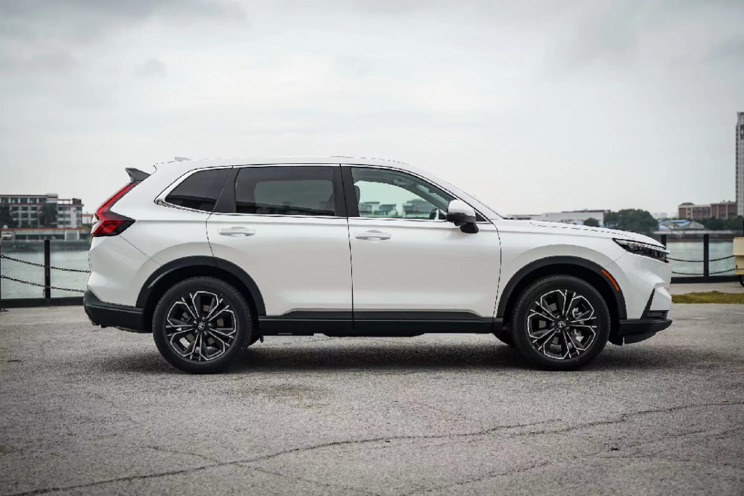 东风本田CR-V：年销21万台的秘密武器是？