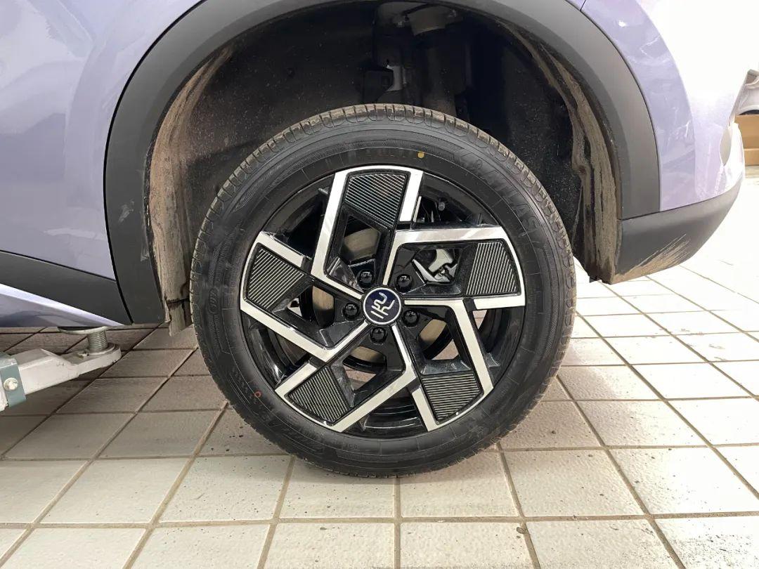底盘没有可吐槽的点，比亚迪元PLUS底盘解析！