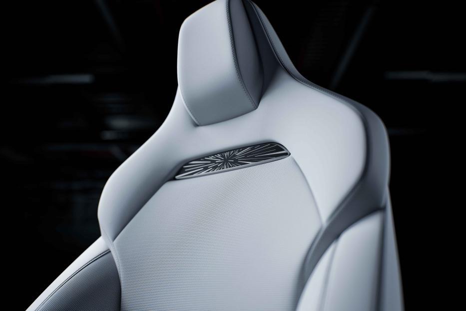 全新Model 3高性能版开启预售，零百加速3.1秒，续航623KM